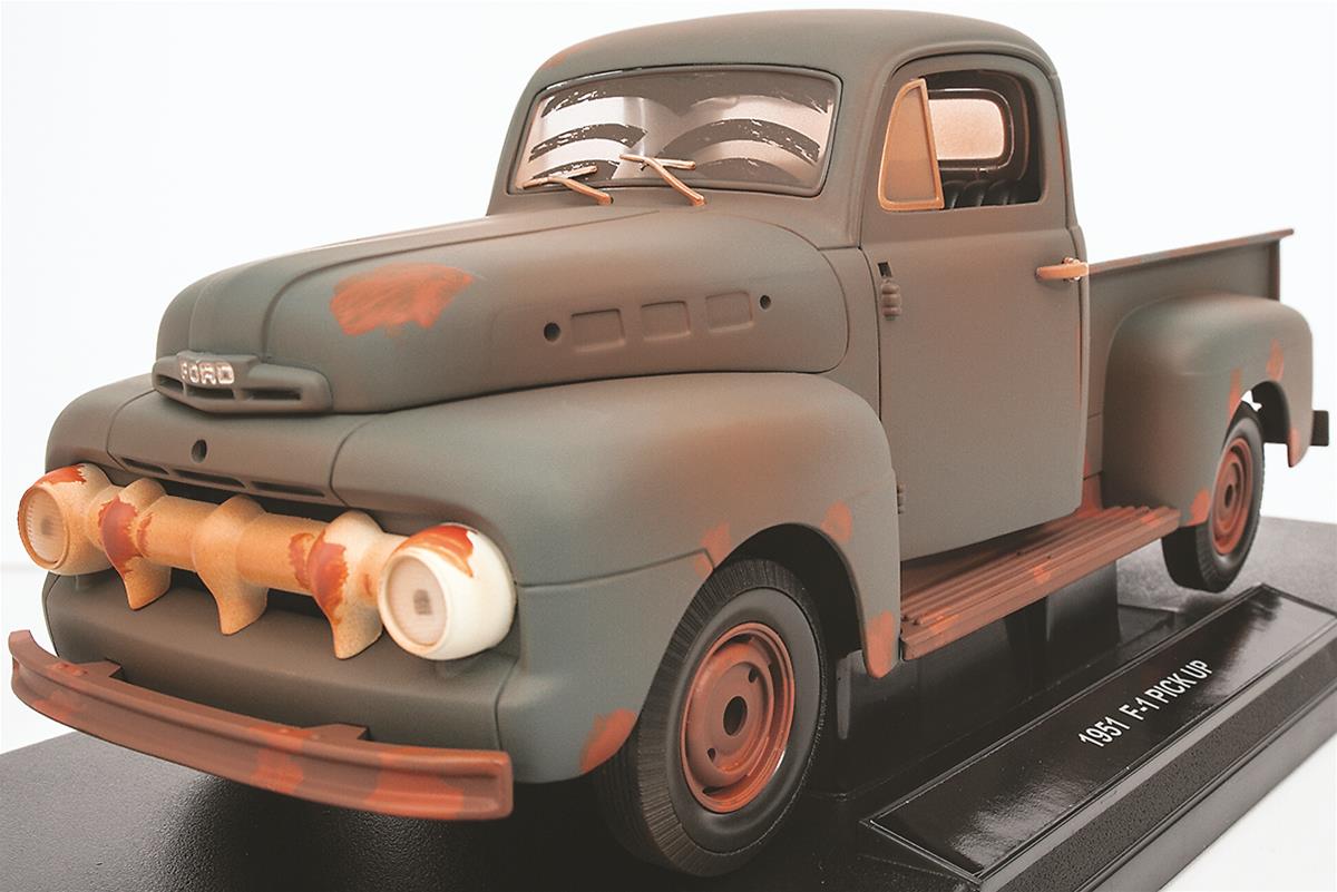 1/18 1951 Ford F-1 Pickup Forrest Gump