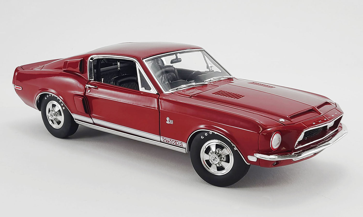 1/18 1968 Ford Mustang Shelby GT500 