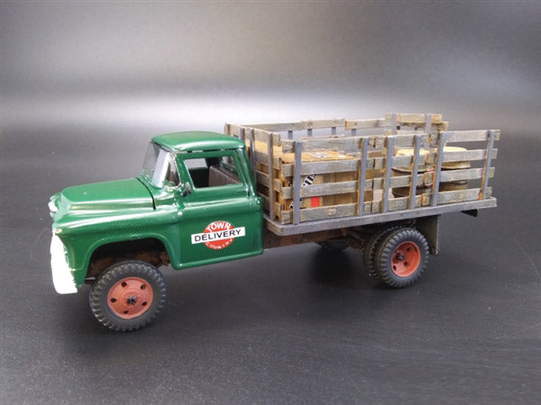 1/48 1955 Chevy Stake Truck