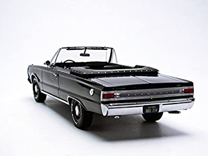 1/18 1967 Plymouth Belvedere GTX Convertible Black